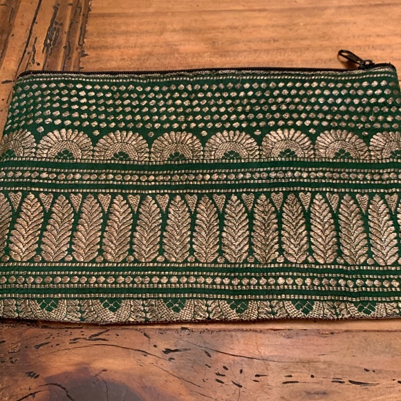 Purse - Picture 5 of 8